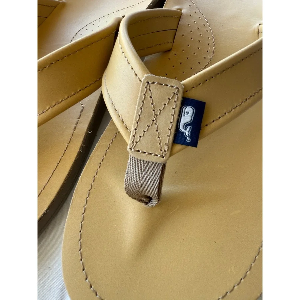 Vineyard‎ Vines Mens Flip Flops Sandals Mustard Leather Size 9 Whale Logo